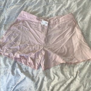 H&M dress shorts high waisted with pockets!